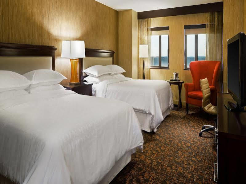 Sheraton Springfield Monarch Place Hotel Dış mekan fotoğraf